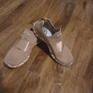 APL Techloom Bliss Tan Slip-On Sneakers, Size 8.5